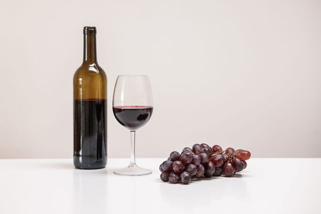 Vin bio, biodynamique, nature : ce qui les sépare vraiment Vin bio, biodynamique, nature : ce qui les sépare vraiment