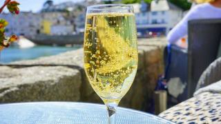 Brut : définition pour les vins effervescents